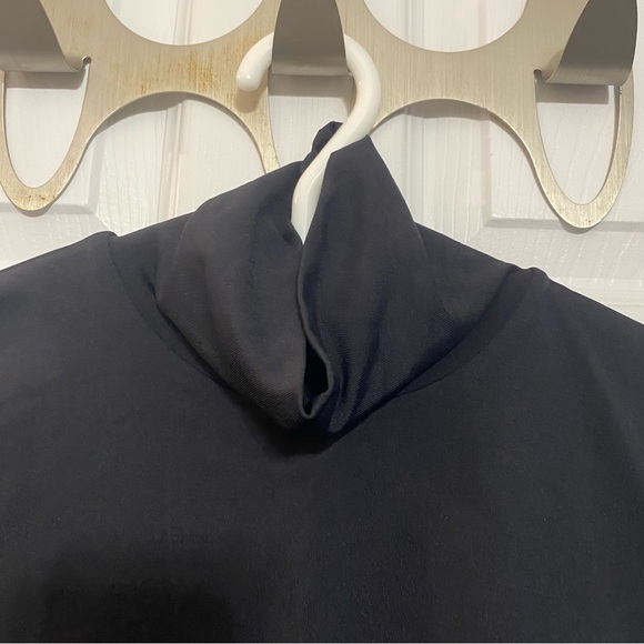 NWT Aritzia Contour Turtleneck Bodysuit - Picture 3 of 6